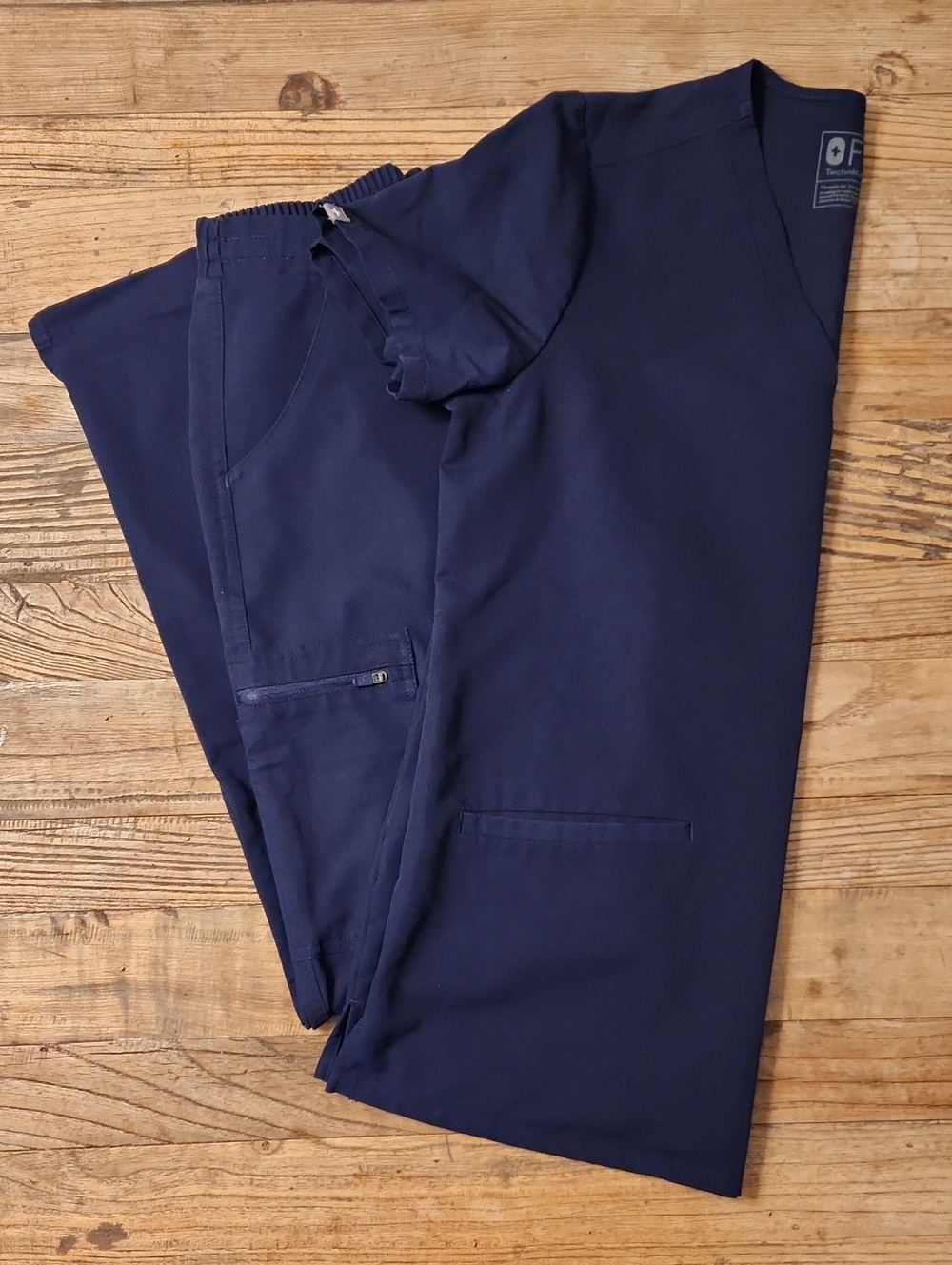 Figs 'Navy' Scrub Set